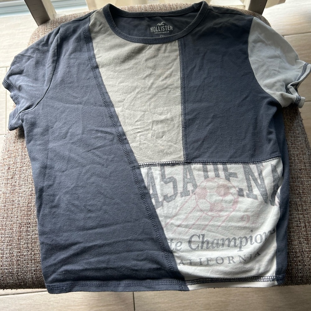 hollister blue baby tee